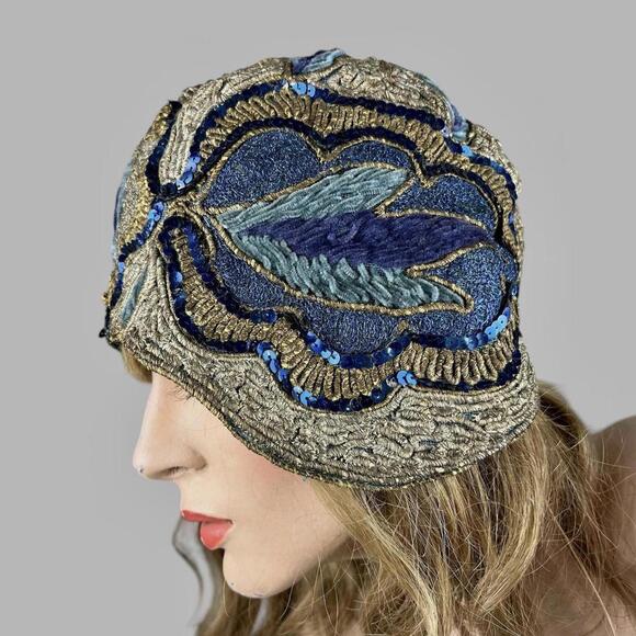 Antique Vintage 1920’s Sequin Flapper Woven Cloche Blue and Gold Hat.